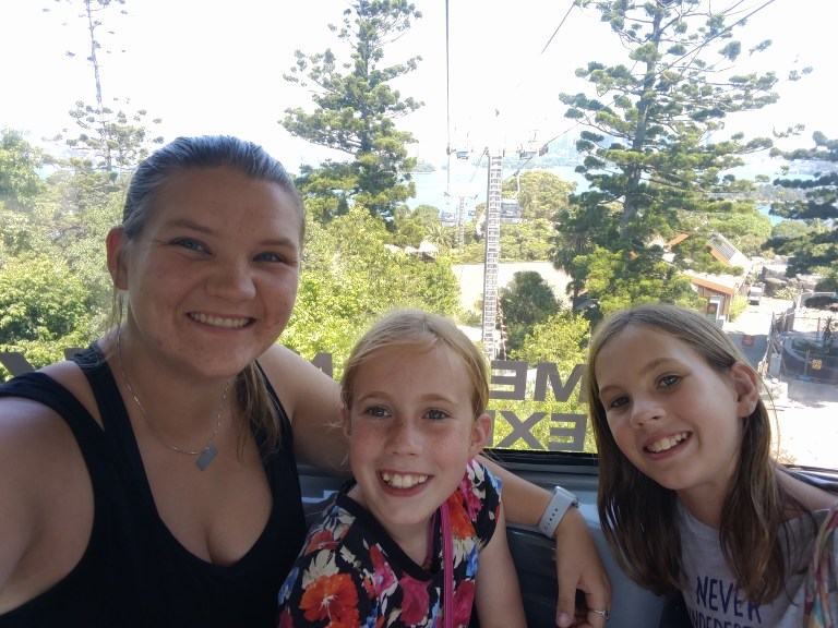 S2 zoo gondola selfie