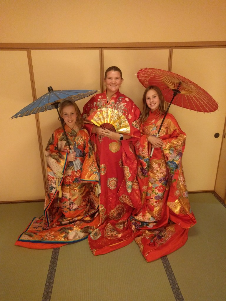 T kimono group